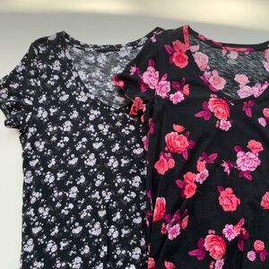 Floral Print T-Shirts in Black and Pink